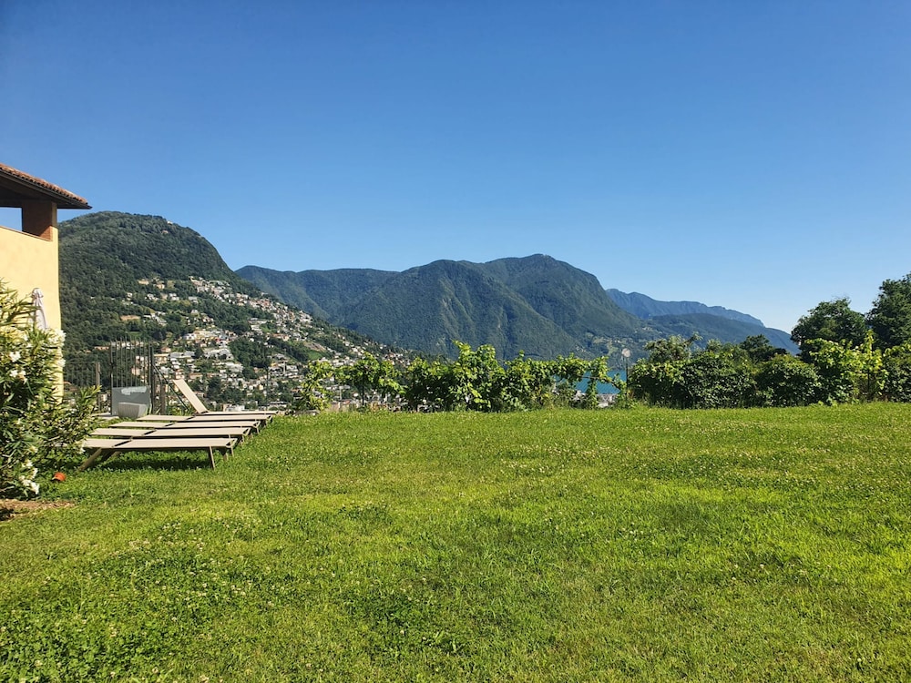 Parco Vira Apartments