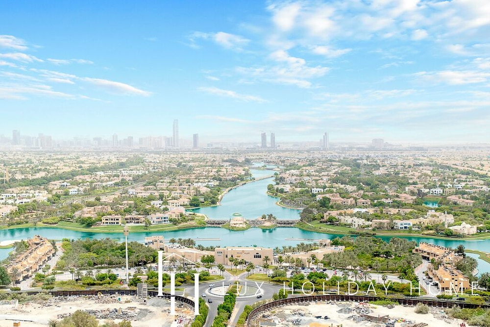 LUX The Bonnington JLT Suite 2