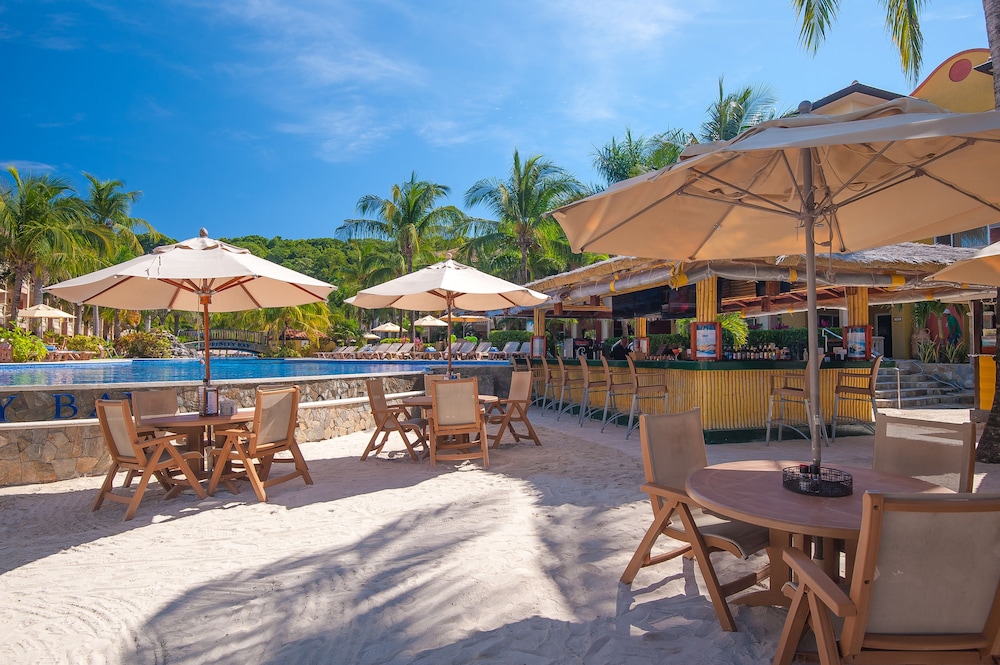 Infinity Bay Spa & Beach Resort - Photo 119