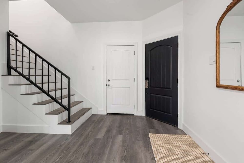 Modern 3BR Family Retreat in Downtown Houston