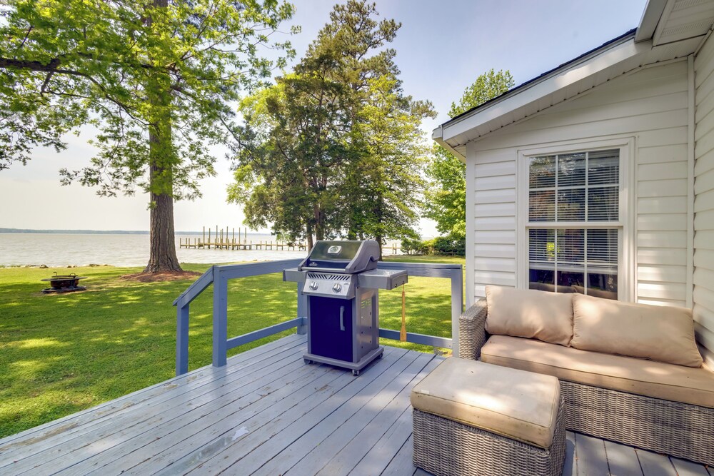 Waterfront Gloucester Home w/ Private Boat Dock! view 5