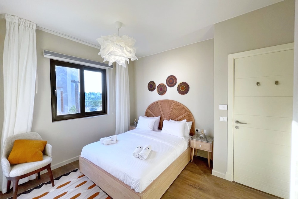 Xuru Stays I Haute & Hand-picked 4bdr Villa Private Pool