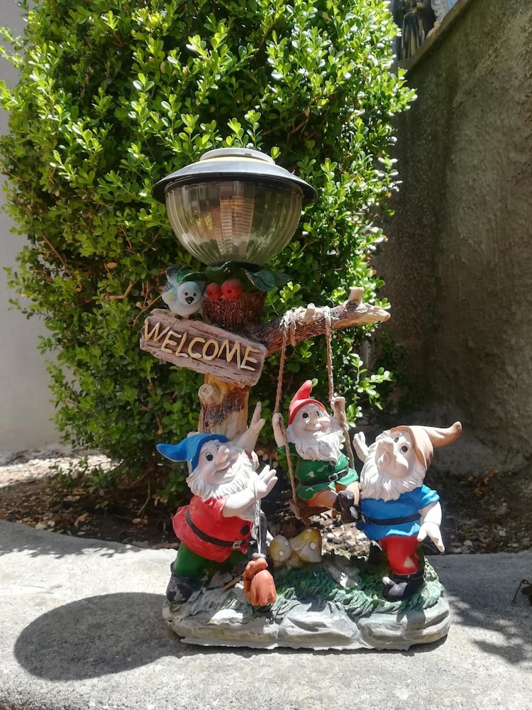 Photo 43