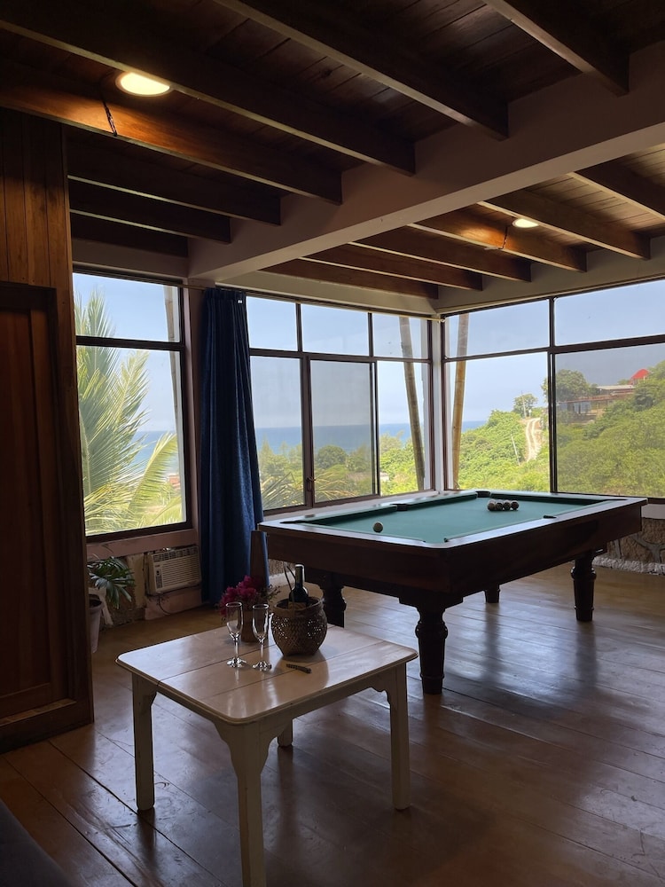 Punta Hills Montanita