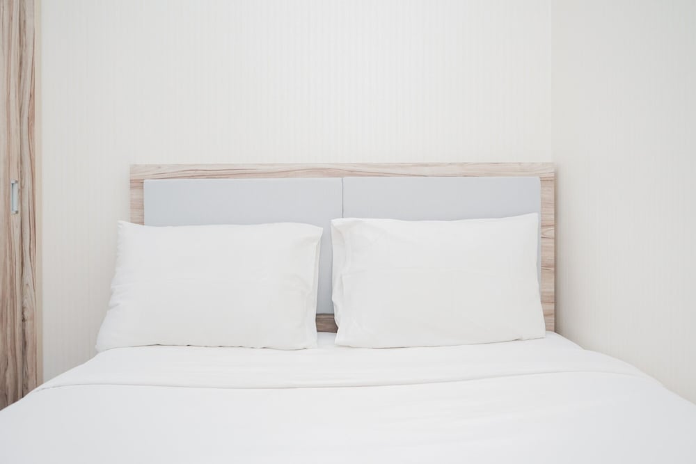 Comfort and Minimalist 2BR Apartment Springwood Residence