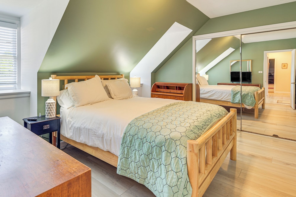 Expansive Retreat on 280 Acres in Lake Placid!