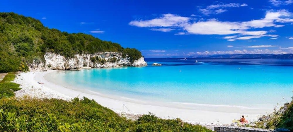 Paxoi Sunny Serenity - Kirki s Studio With Jacuzzi