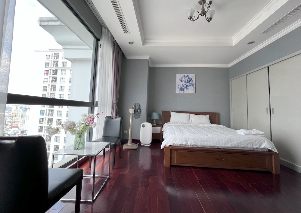 Mai-homestay Royal City 3 bedrooms