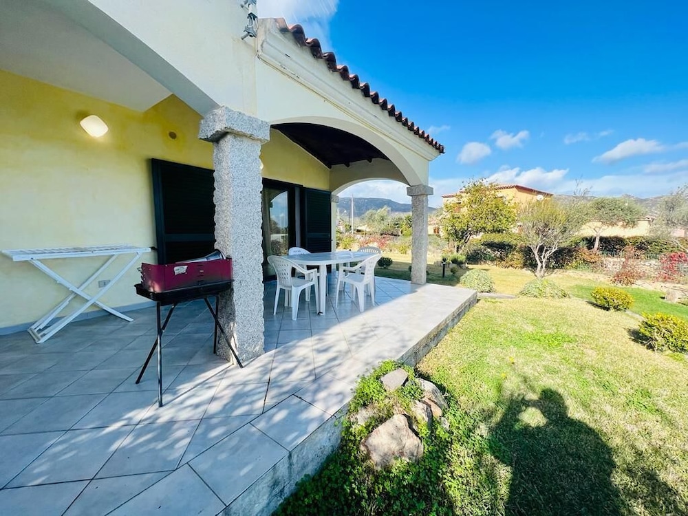Casa Vacanza L'alzoni view 4