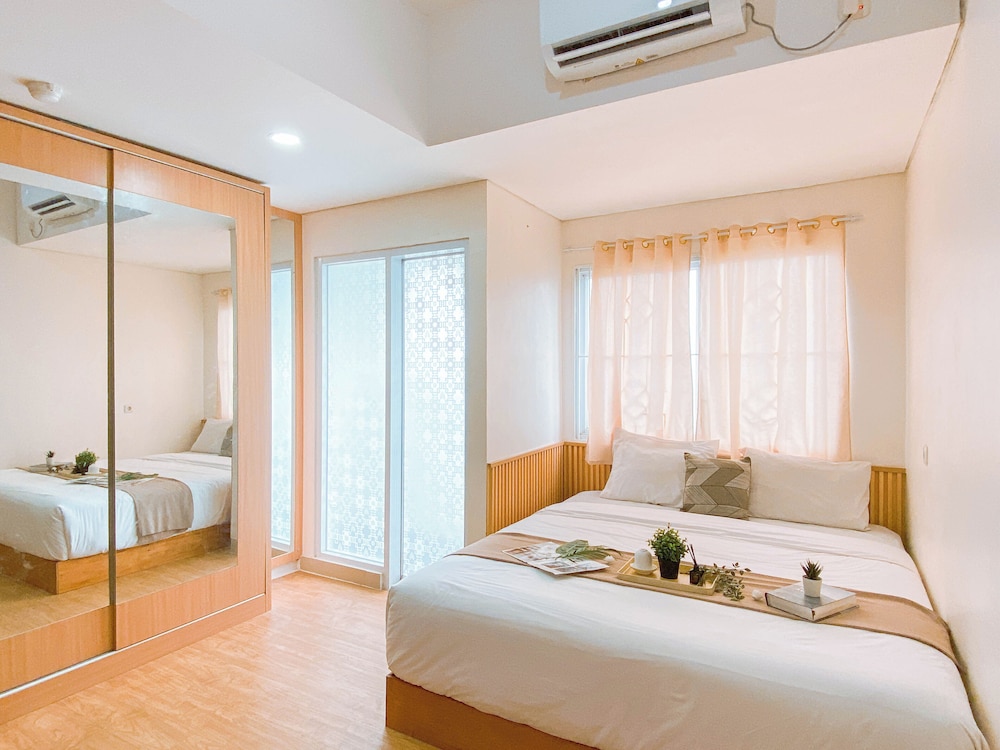 Studio Near Sicc At Royal Sentul Park Apartment