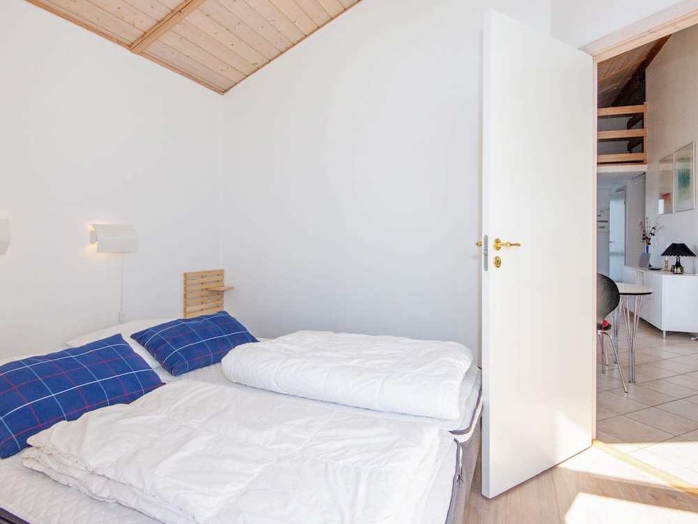 8 Person Holiday Home in Ulfborg-by Traum view 2