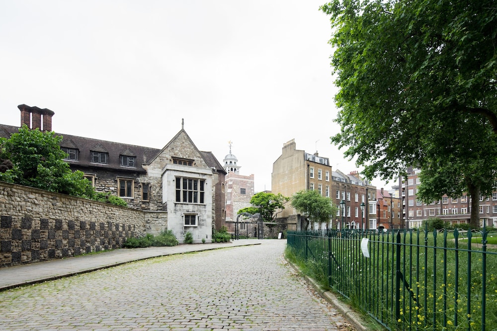 Hausd - Clerkenwell