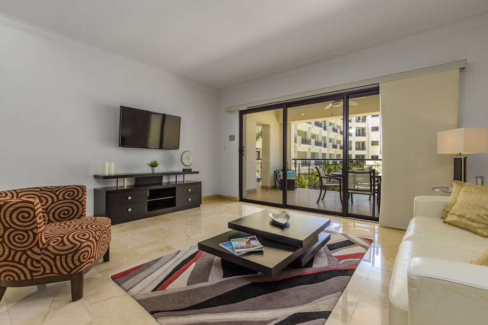 Palm Aruba Condos