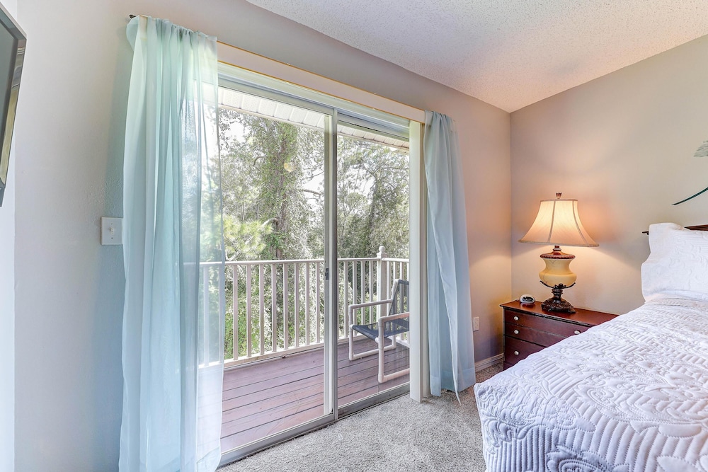 Orlando and Kissimmee Town homes by MyOrlandoStay