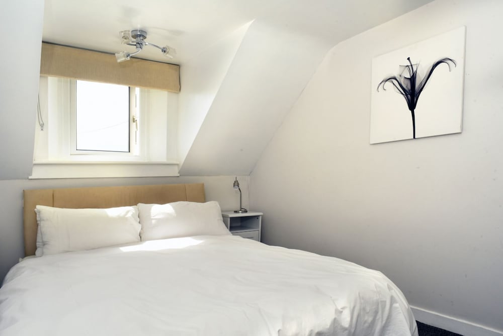 Ochil Cottage In Bannockburn, Close to Stirling view 4