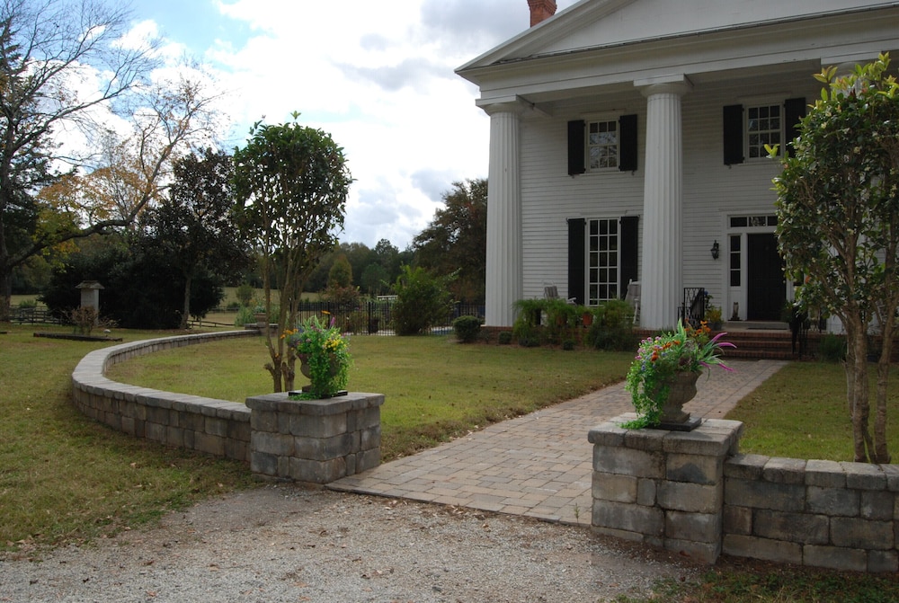 The Colonels B&B and Inn