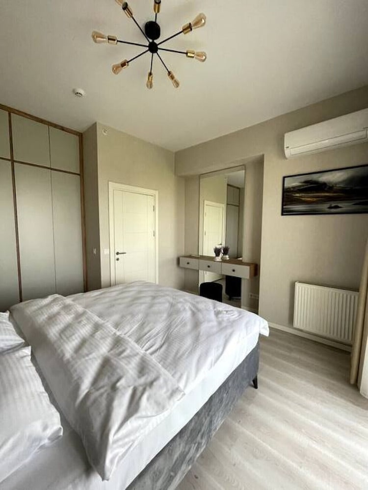 Modern 1 1 Apartment w Terrace Near Mail of IST