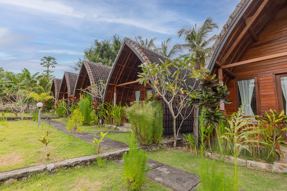 The Sweet Corn Bungalow Nusa Penida view 4