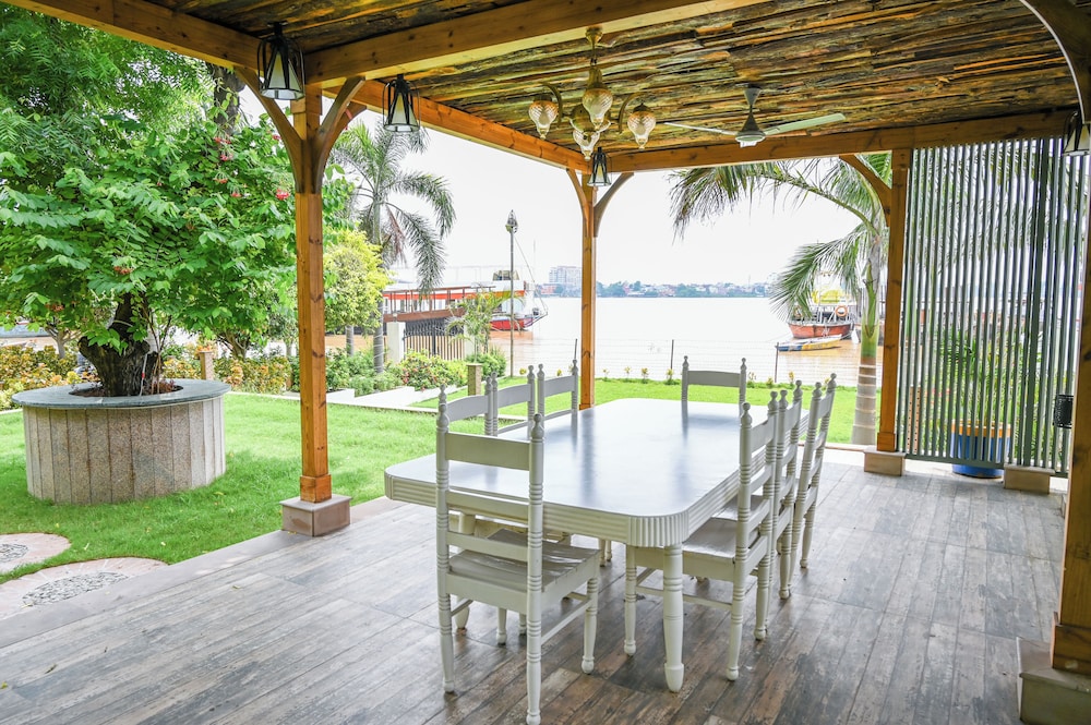 Dharm Resort