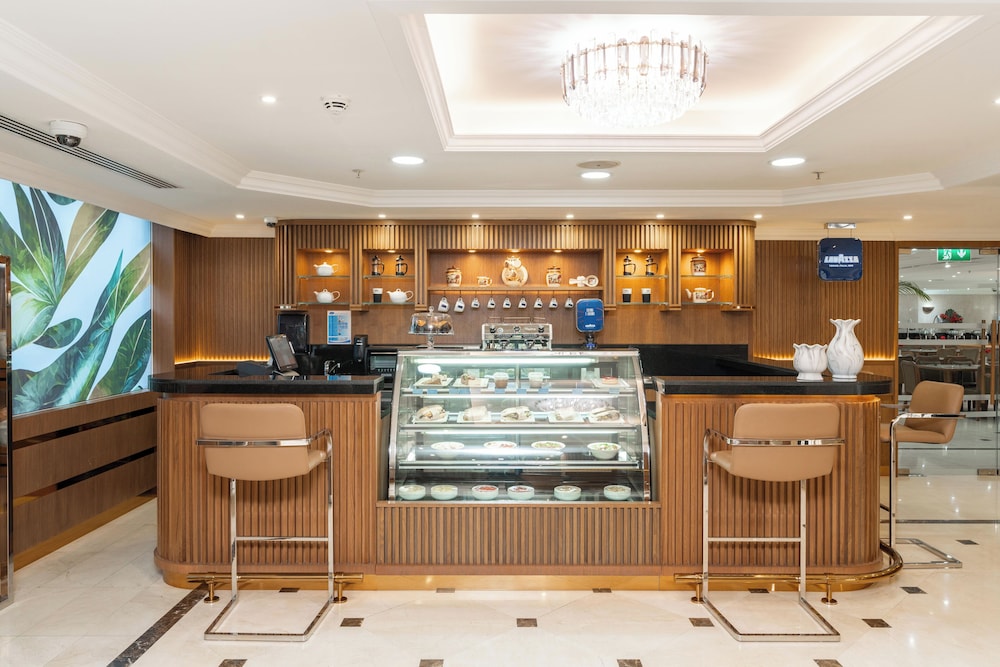 Golden Sands 10 Hotel Apartments