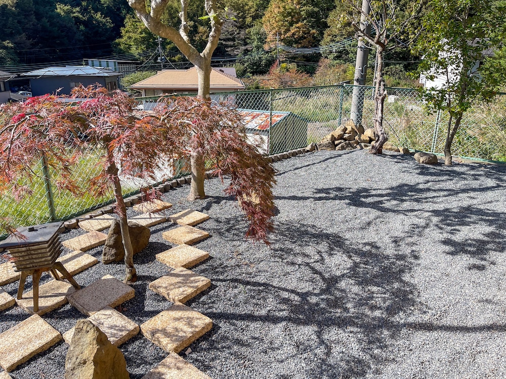 NINJA HOUSE BBQ available accommodations view 5