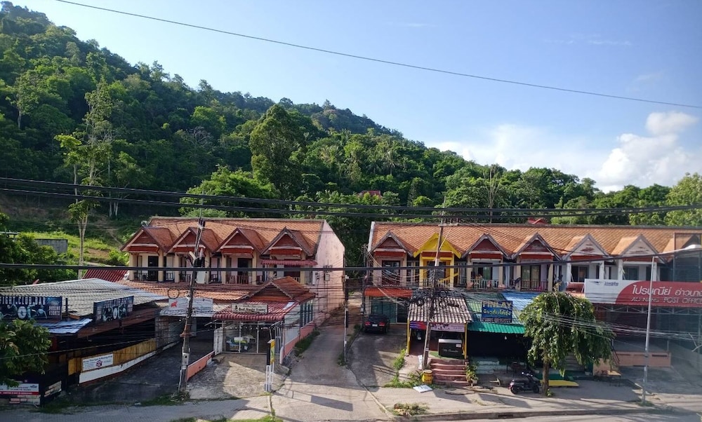 The Hangout Ao Nang
