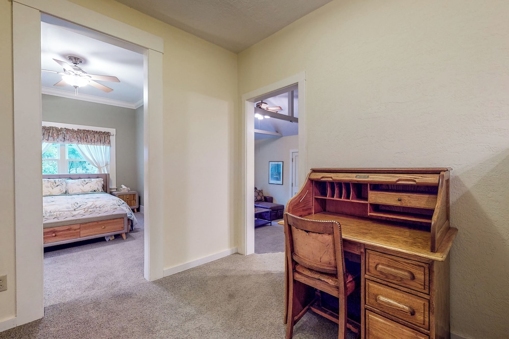 Forbestown Retreat: Easy Access to Clear Lake
