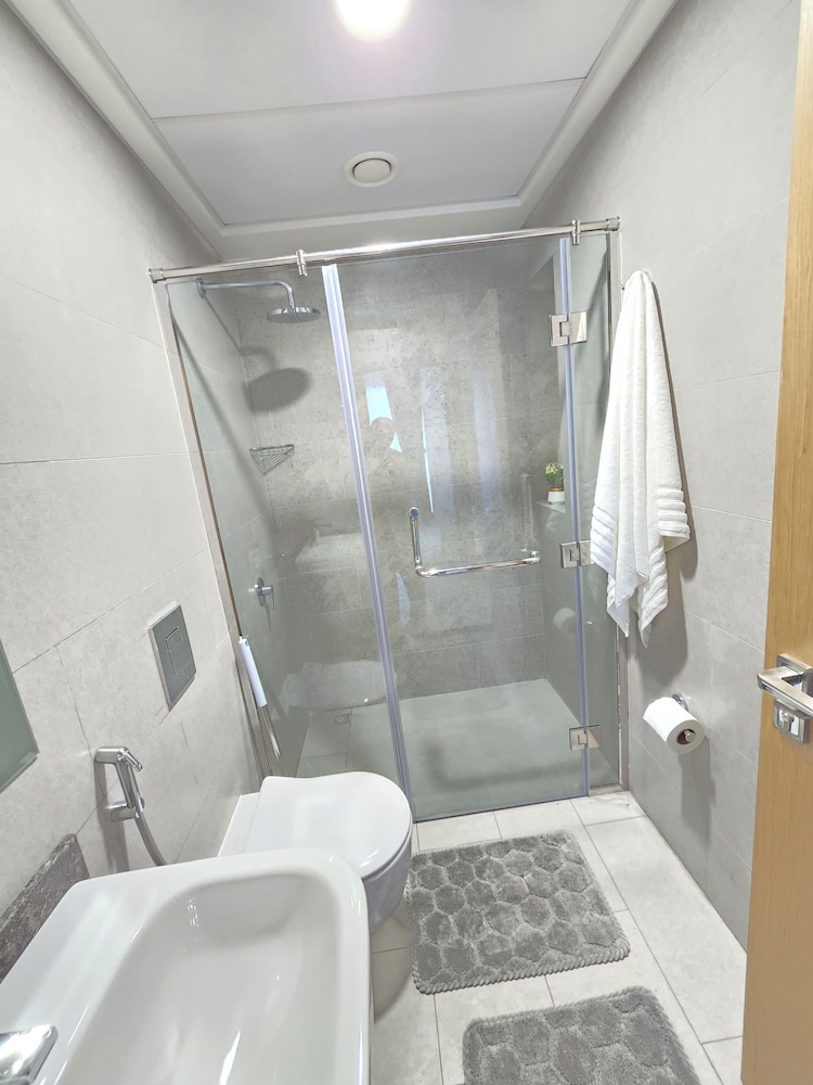 LUXURY MOON 2BHK AP.