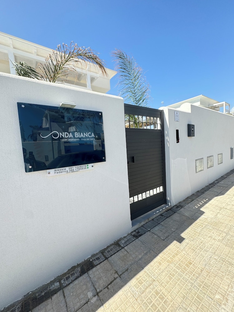 ONDA BIANCA LUXURY APARTMENTS