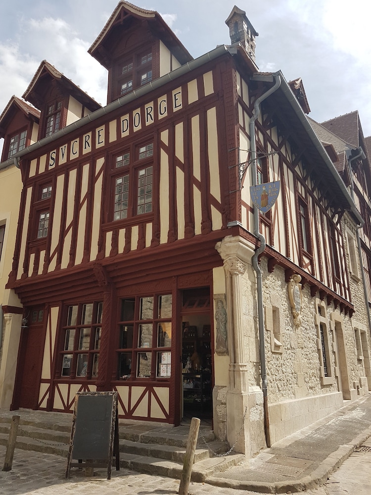 La Montignonne