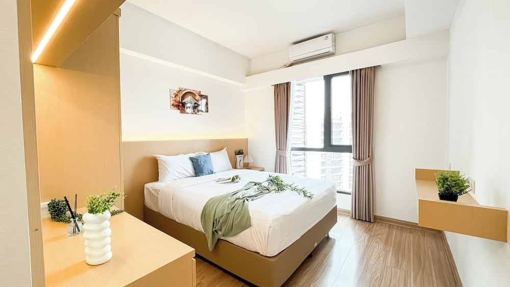 Elegant And Homey 3Br Apartment Sky House Bsd