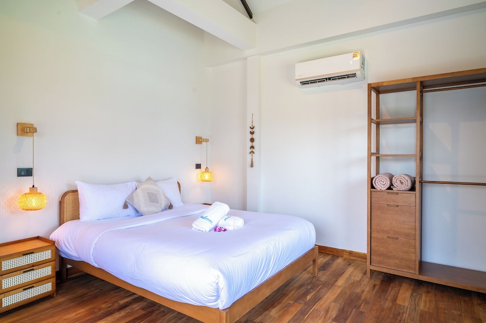 Danisam 4BR BeachVilla SunsetView KBR47