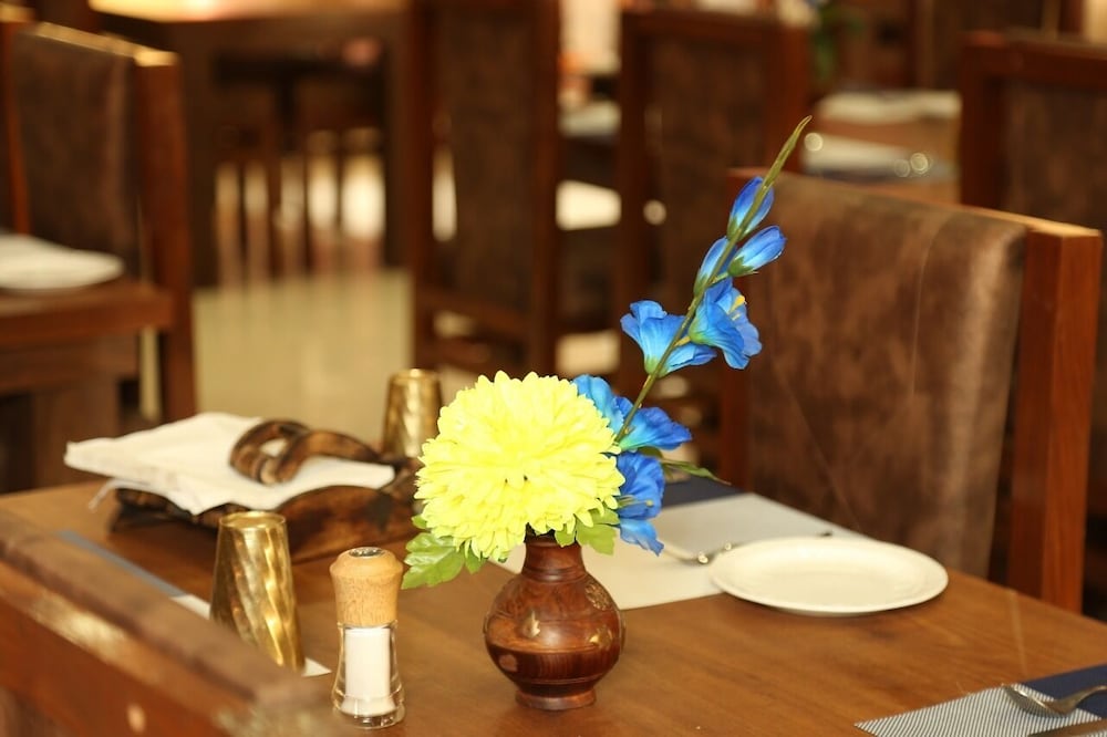 Van Chhavi Resort