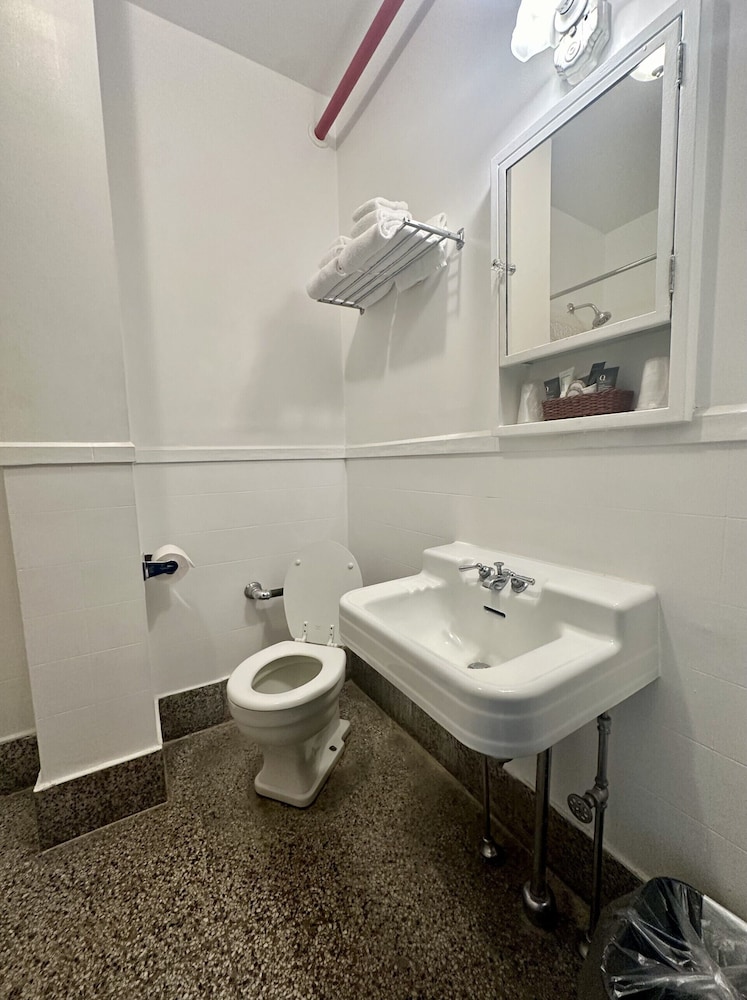 Brattleboro Vacations - Latchis Hotel - Property Image 17