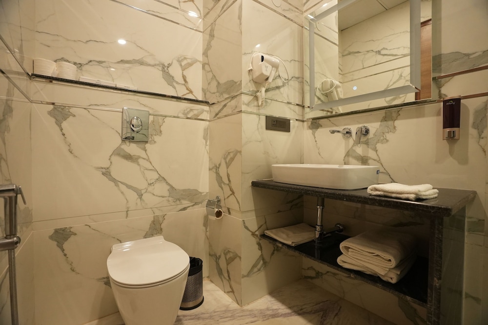 The Riverstone Inn