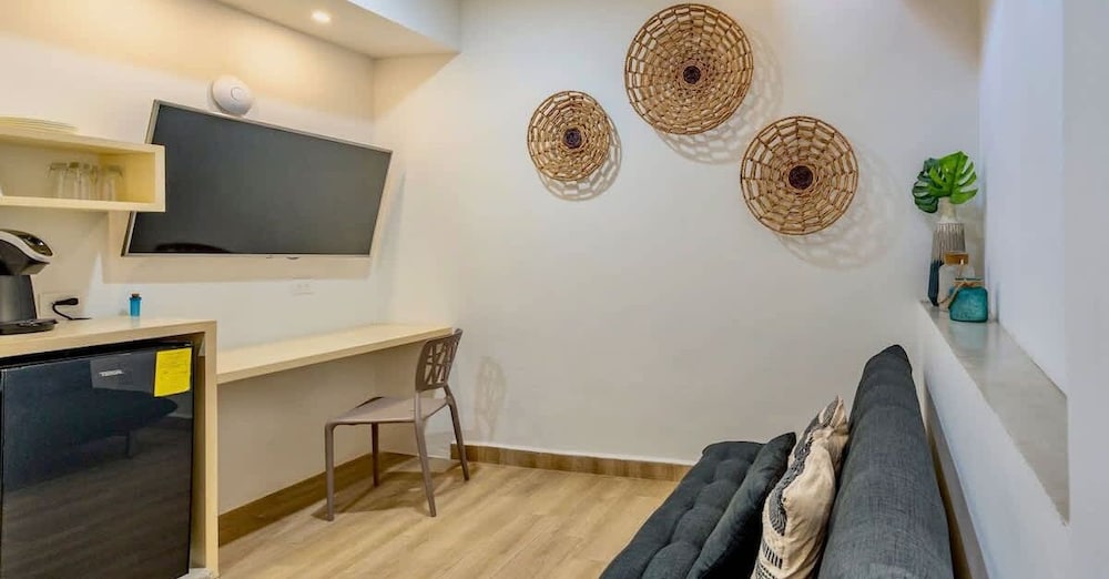 Great Located Spacious 2 BR Apartment With Amazing Terrace by Waves Management