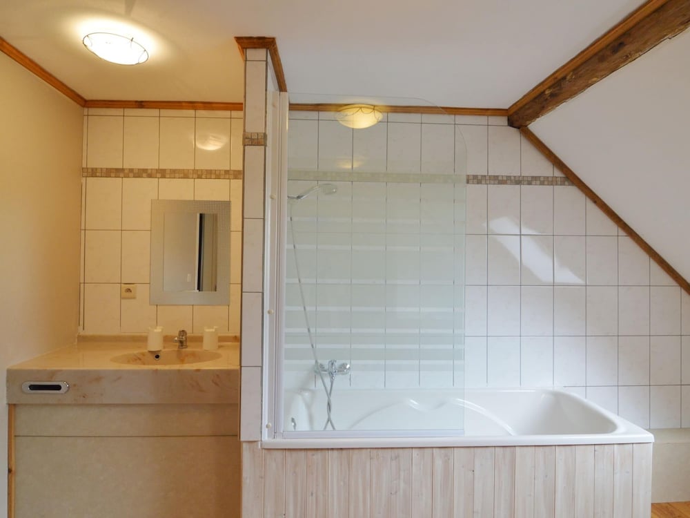 Wellness & Wilderness: Libomont Escape