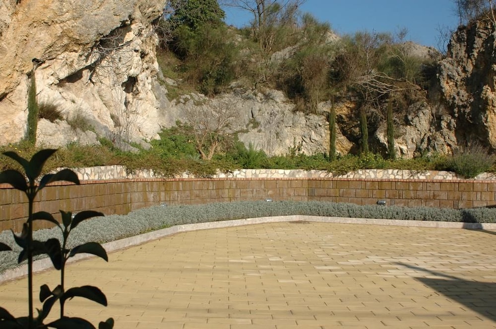 San Leucio Resort