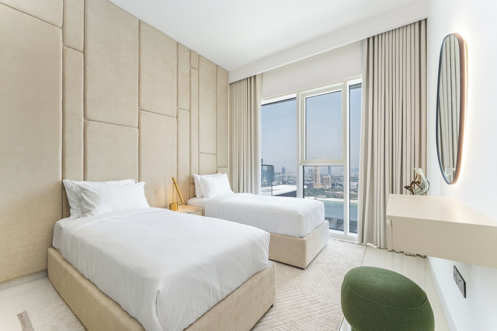 Upscale 2-BR in Grand Bleu by Elie Saab
