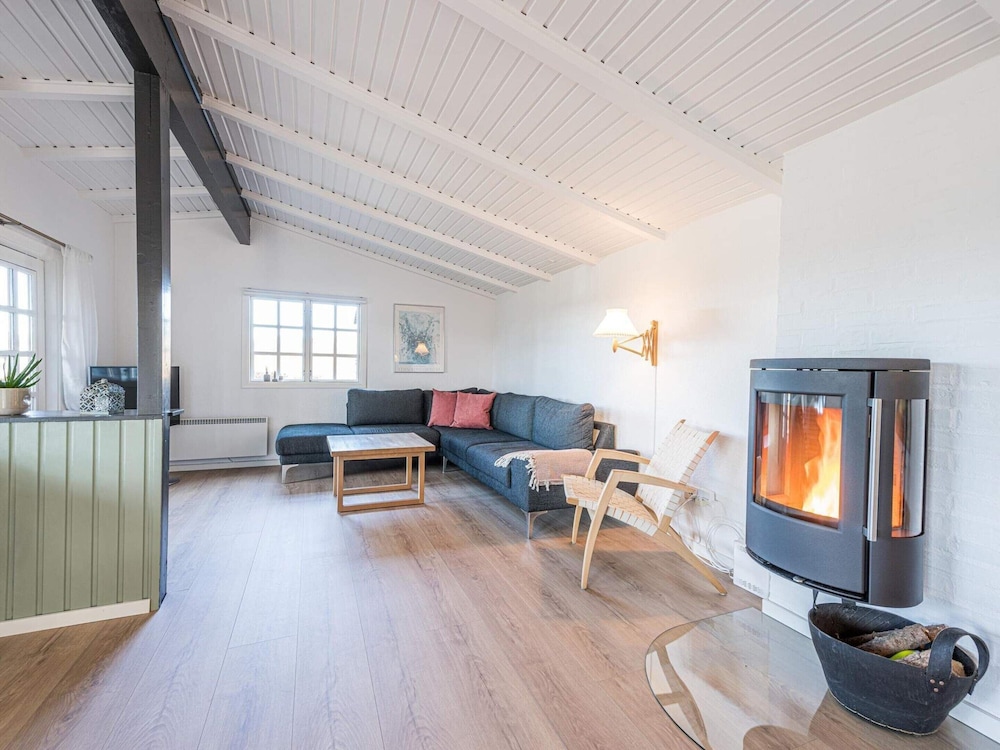 5 Person Holiday Home in Henne