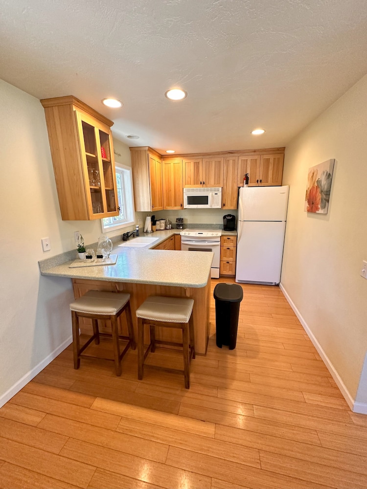 Medford Home and 2 Condos With Pool