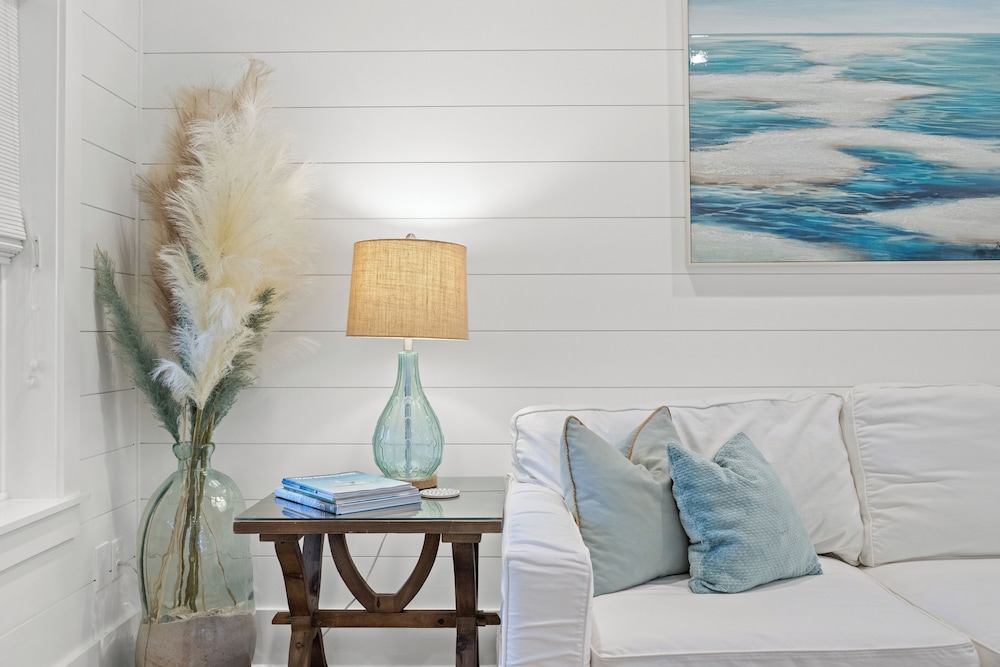 Sea Dlight: 3BR Beach Home Sleeps 10 With 4 Bikes in Watersound West