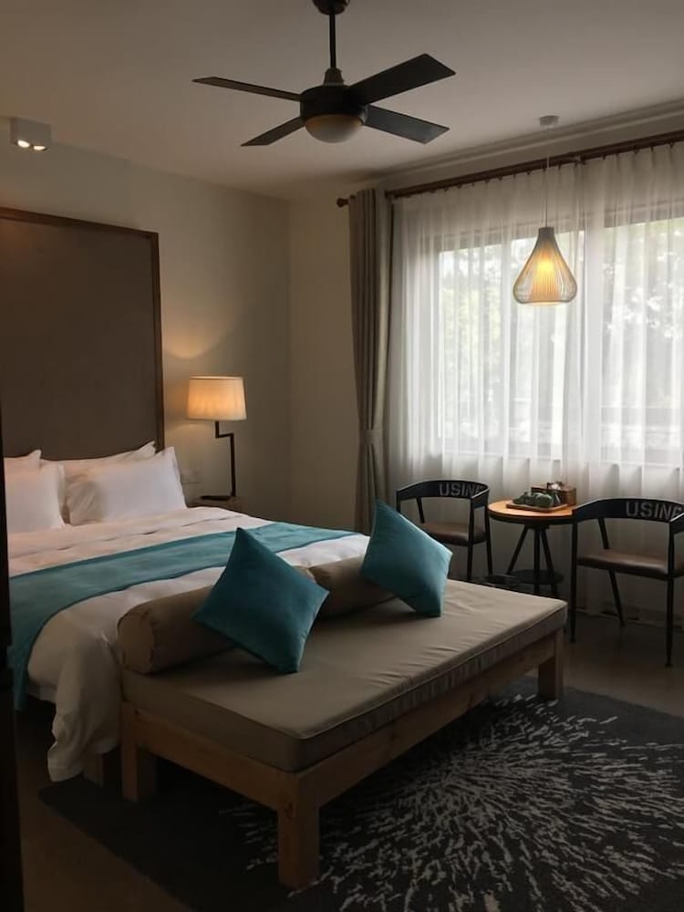 Huangshan Huizhou Creek Villa