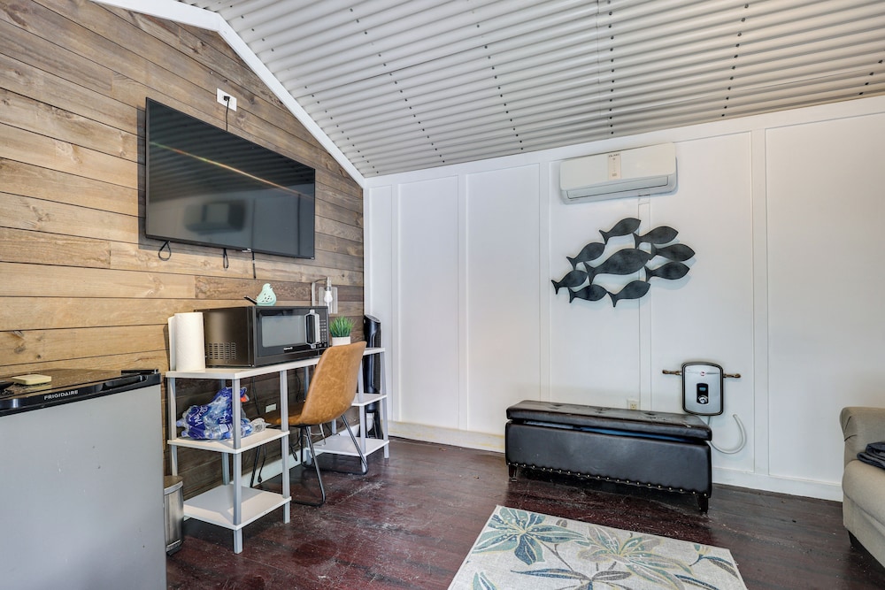 1 Mi to Shore: Family Home in Pompano Beach!