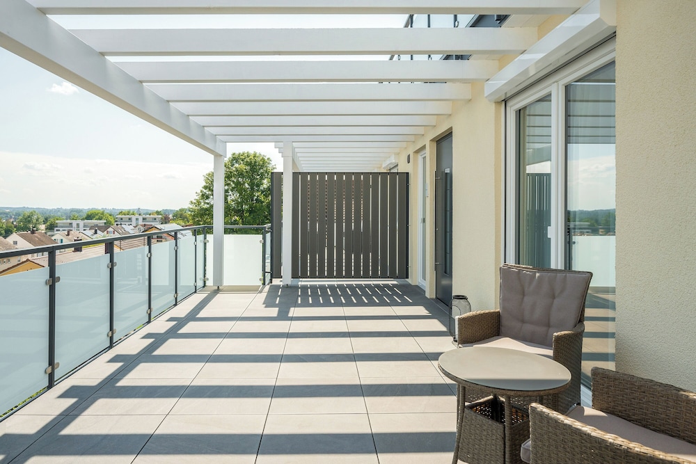 MK Apartments