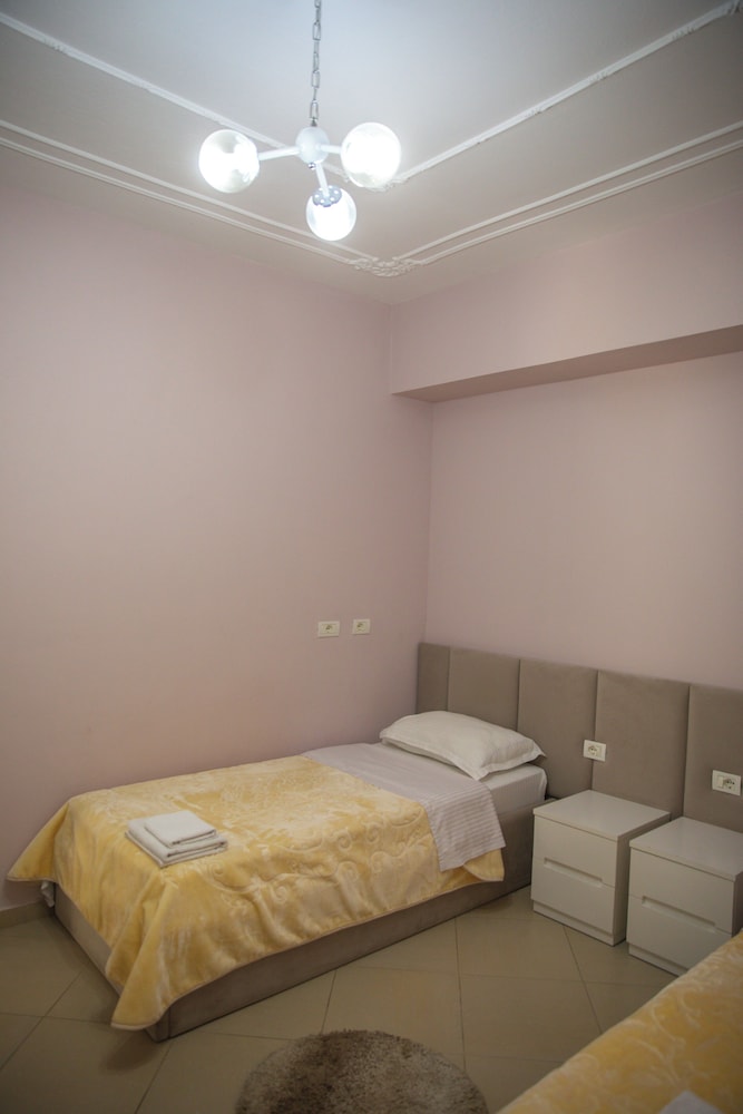 Vila Merkaj