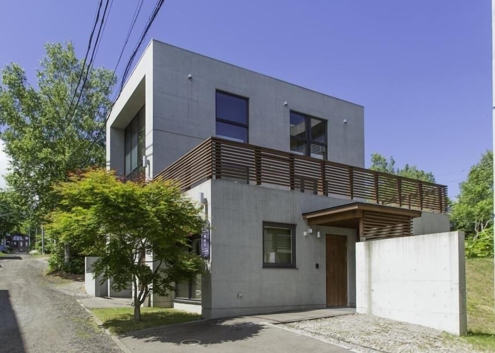 Asanagi Studio by Hokkaido Tracks - Image 5