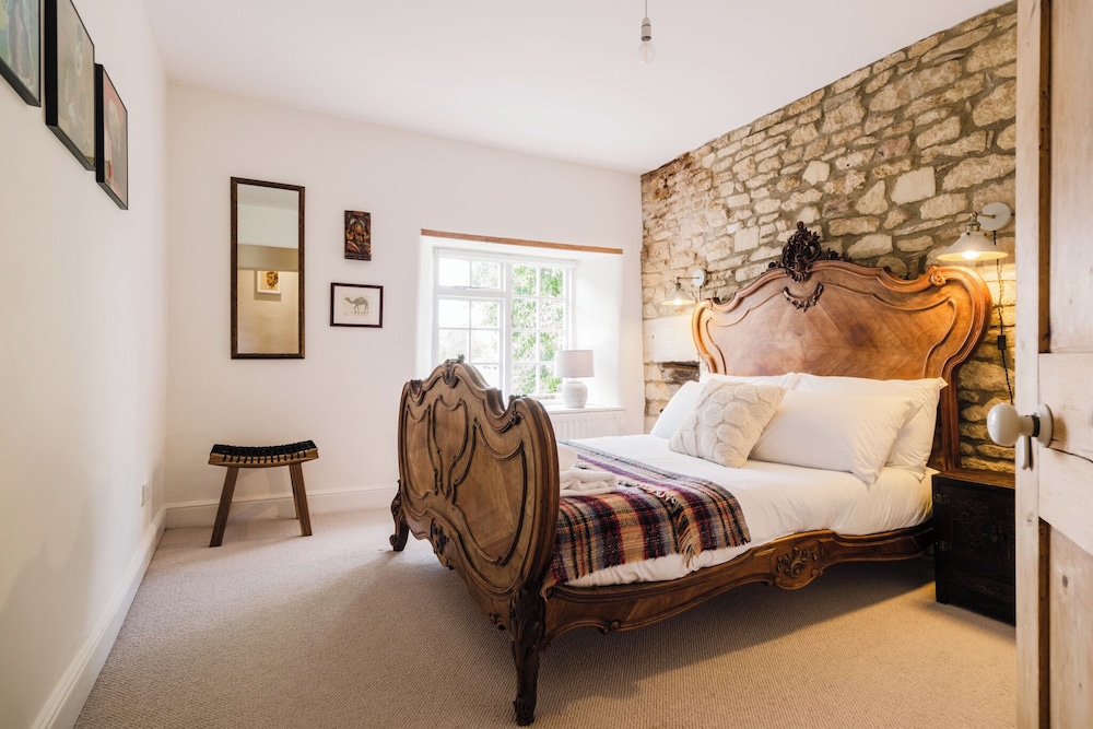 Historic 3 BD Cottage in the Cotswolds