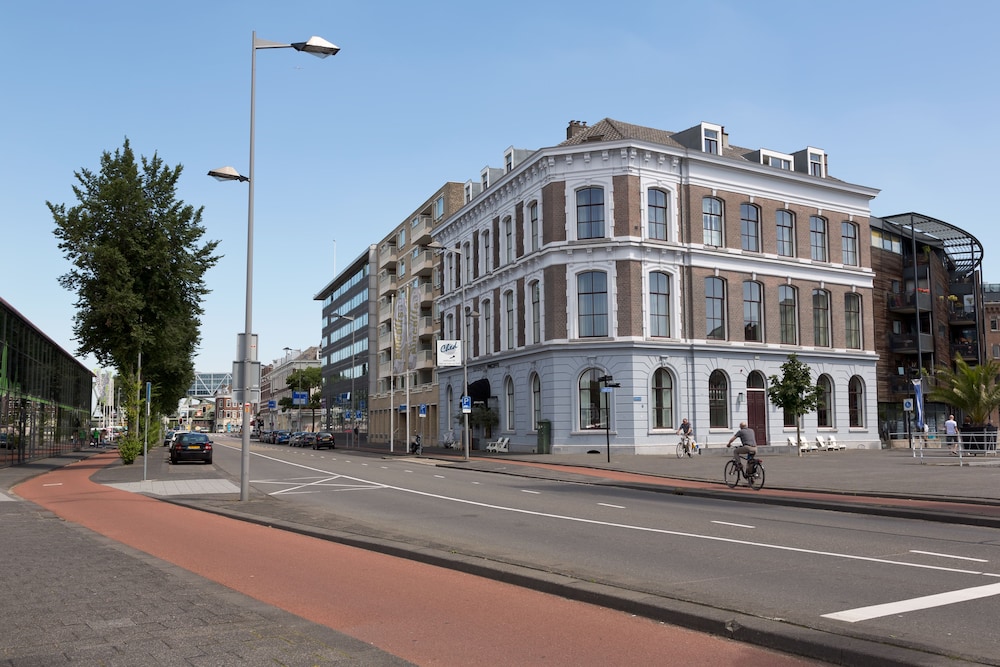 Hotel Suite Hotel Pincoffs Rotterdam - Image 1