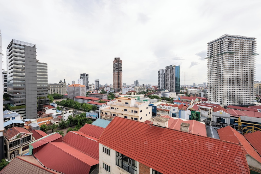 Comfort Serviced Apartment by Soben Home
